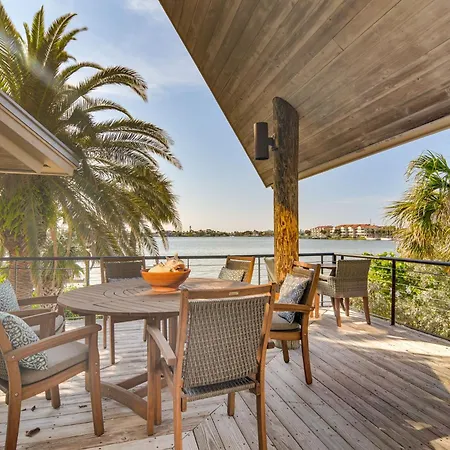Stylish Waterfront Oasis In St Pete Beach